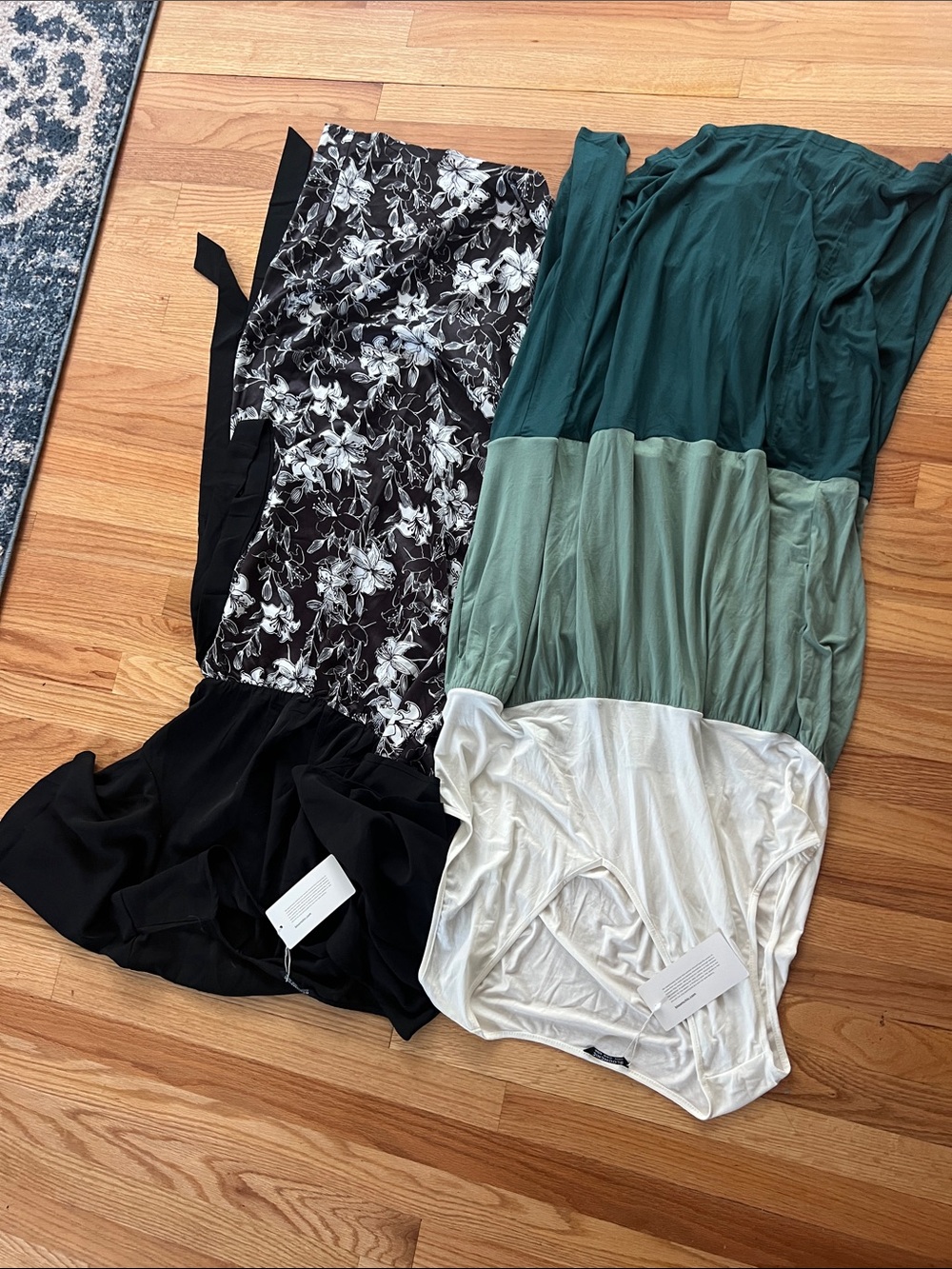 Two Bloom chic dresses - Picture 3 of 4